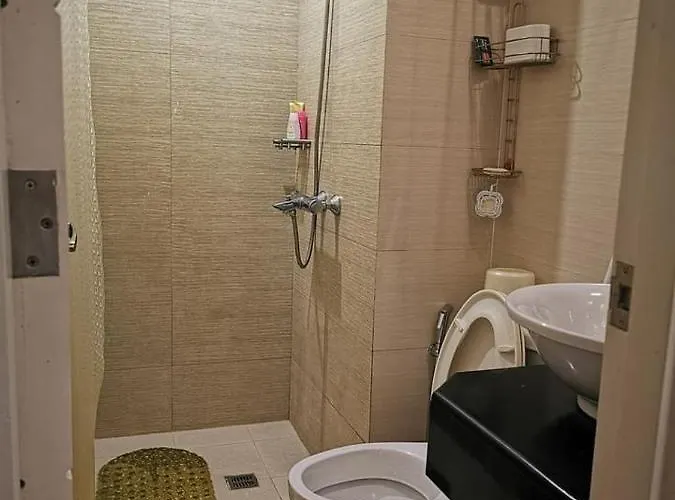 Staycation Condotel @150newport Pasay Apartment