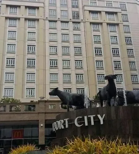 Staycation Condotel @150newport Pasay Apartment
